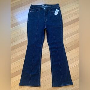 NWT Old Navy Higher High Rise Flare Secret Smooth Pockets Jeans Size 16